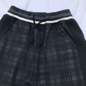 NX3 child’s unisex dance pants.